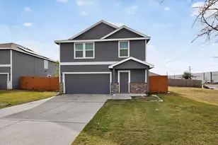 9206 Marilyn Pl, Dallas, TX 75227 - Photo 1