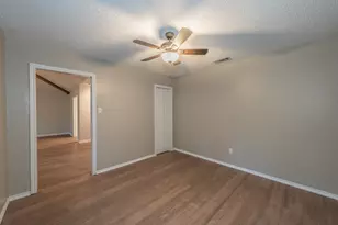 917 Bucknell Dr, Arlington, TX 76012 - Photo 13