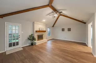 917 Bucknell Dr, Arlington, TX 76012 - Photo 9