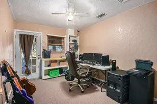 116 Nottingham Cir, Bridgeport, TX 76426 - Photo 21