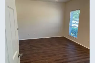 1918 Putman Way, Garland, TX 75040 - Photo 11