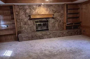 729 Blueberry Ln, Grand Prairie, TX 75052 - Photo 5