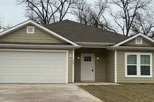 1981 W Bond St, Denison, TX 75020 - Photo 1