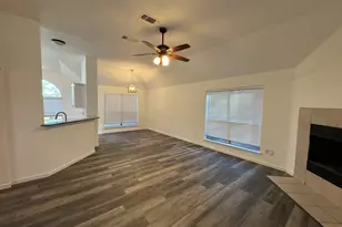 6611 Rockdale Rd, Fort Worth, TX 76134 - Photo 5