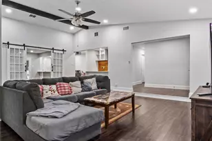 7306 Blackwillow Ln, Dallas, TX 75249 - Photo 3