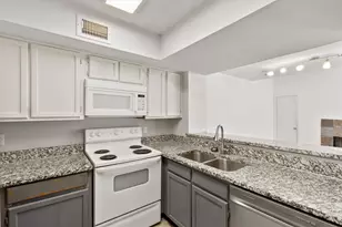 9807 Walnut St, Dallas, TX 75243 - Photo 5