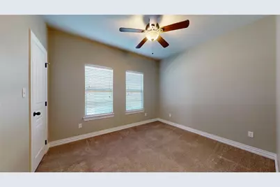 929 S Montgomery Street, Sherman, TX 75090 - Photo 13