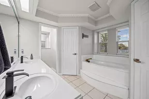 112 Saddle Hills Rd, Burleson, TX 76028 - Photo 21