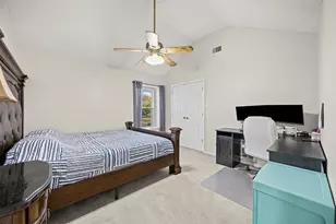 112 Saddle Hills Rd, Burleson, TX 76028 - Photo 23