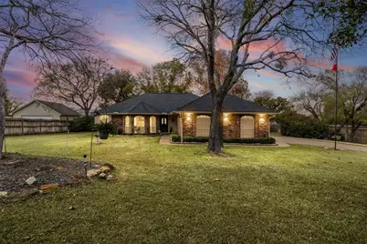 112 Saddle Hills Road, Burleson, TX 76028 - Photo 1