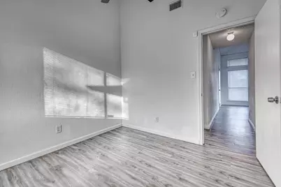 807 Wind Brooke Drive, Arlington, TX 76001 - Photo 15