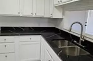 807 Wind Brooke Dr, Arlington, TX 76001 - Photo 3