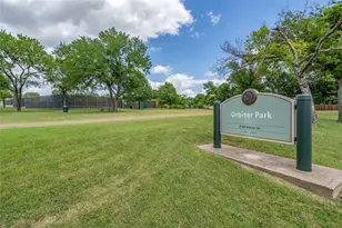 9115 Boundbrook Ave, Dallas, TX 75243 - Photo 23