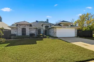 3200 Peakview Dr, Corinth, TX 76210 - Photo 1
