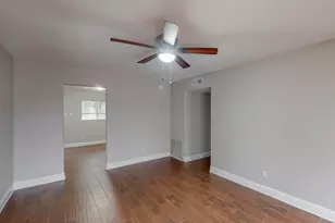 3842 Commonwealth Dr, Garland, TX 75043 - Photo 9