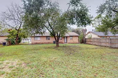 3842 Commonwealth Drive, Garland, TX 75043 - Photo 35