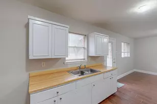 3842 Commonwealth Dr, Garland, TX 75043 - Photo 15