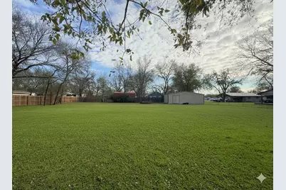 1126 Alvarado Street, Cleburne, TX 76031 - Photo 5