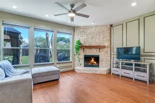 10702 Augusta Ln, Rowlett, TX 75089 - Photo 5