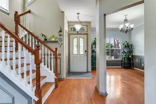 10702 Augusta Ln, Rowlett, TX 75089 - Photo 3