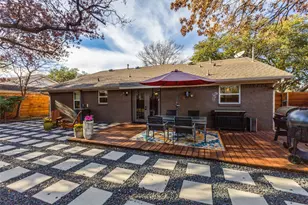 11147 Paddock Cir, Dallas, TX 75238 - Photo 25