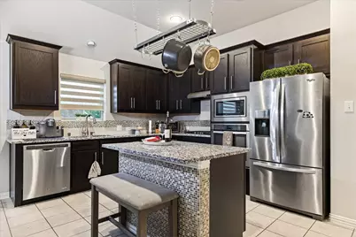 5909 Fremont Drive, McKinney, TX 75071 - Photo 3