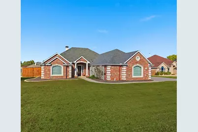 120 Palomino Court, Shady Shores, TX 76208 - Photo 1