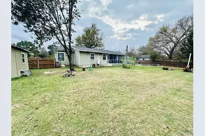 2702 W 2nd Avenue, Corsicana, TX 75110 - Photo 21