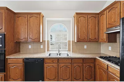 1406 Monte Carlo Drive, Mansfield, TX 76063 - Photo 7