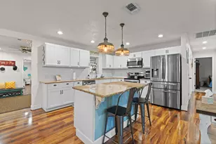 605 S 3rd St, Grandview, TX 76050 - Photo 5