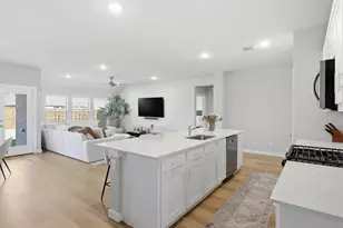 530 Chambers Wy Dr, Red Oak, TX 75154 - Photo 7