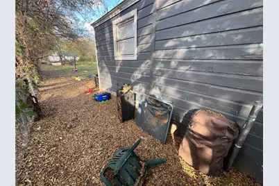 3705 S Littlejohn Avenue, Fort Worth, TX 76105 - Photo 3