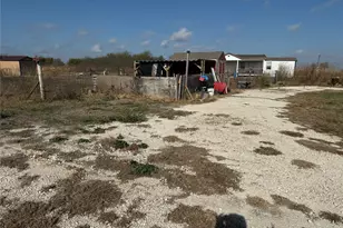 596 Hcr 1350 W, Hillsboro, TX 76645 - Photo 11