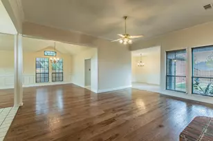 1416 Holveck Dr, Cedar Hill, TX 75104 - Photo 3