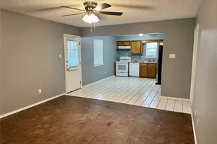 2105 Melody Cir, Kaufman, TX 75142 - Photo 3