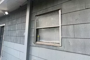 1217 High St, Fort Worth, TX 76110 - Photo 5