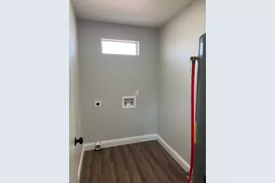 741 14th Street, Grand Prairie, TX 75050 - Photo 11