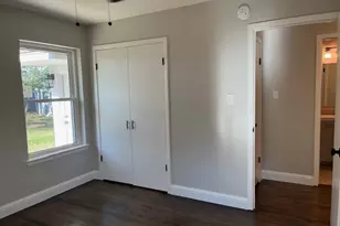 741 14th St, Grand Prairie, TX 75050 - Photo 13