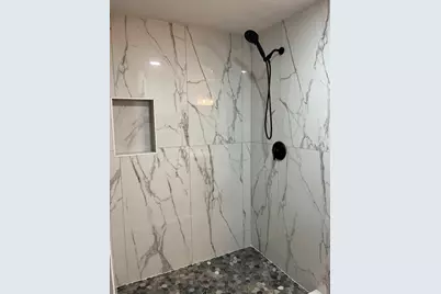 741 14th Street, Grand Prairie, TX 75050 - Photo 29