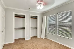 2748 Timberline Dr, Fort Worth, TX 76119 - Photo 17