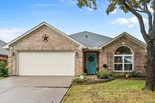 4418 Shady Elm Dr, Mansfield, TX 76063 - Photo 3