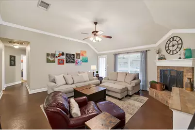 4418 Shady Elm Drive, Mansfield, TX 76063 - Photo 9