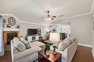 4418 Shady Elm Dr, Mansfield, TX 76063 - Photo 11