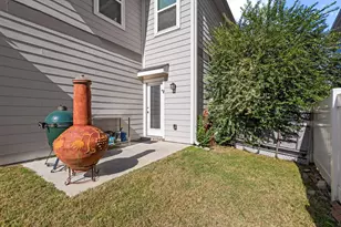 1420 Bull St, Aubrey, TX 76227 - Photo 33