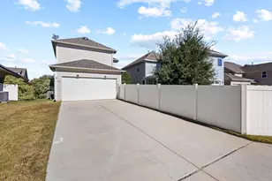 1420 Bull St, Aubrey, TX 76227 - Photo 37