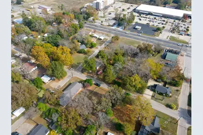 409 N Henry Street, Lindale, TX 75771 - Photo 21