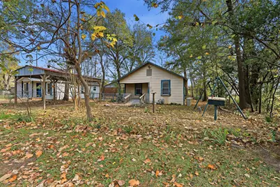 409 N Henry Street, Lindale, TX 75771 - Photo 17