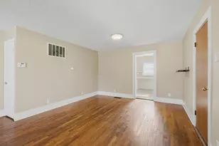 3049 S 19th St, Abilene, TX 79605 - Photo 9