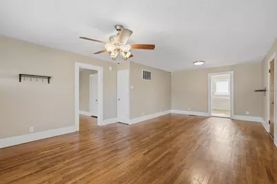 3049 S 19th Street, Abilene, TX 79605 - Photo 5