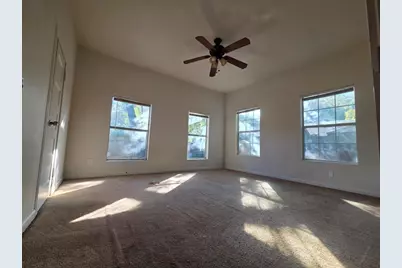 605 Orange Street, Arlington, TX 76012 - Photo 9